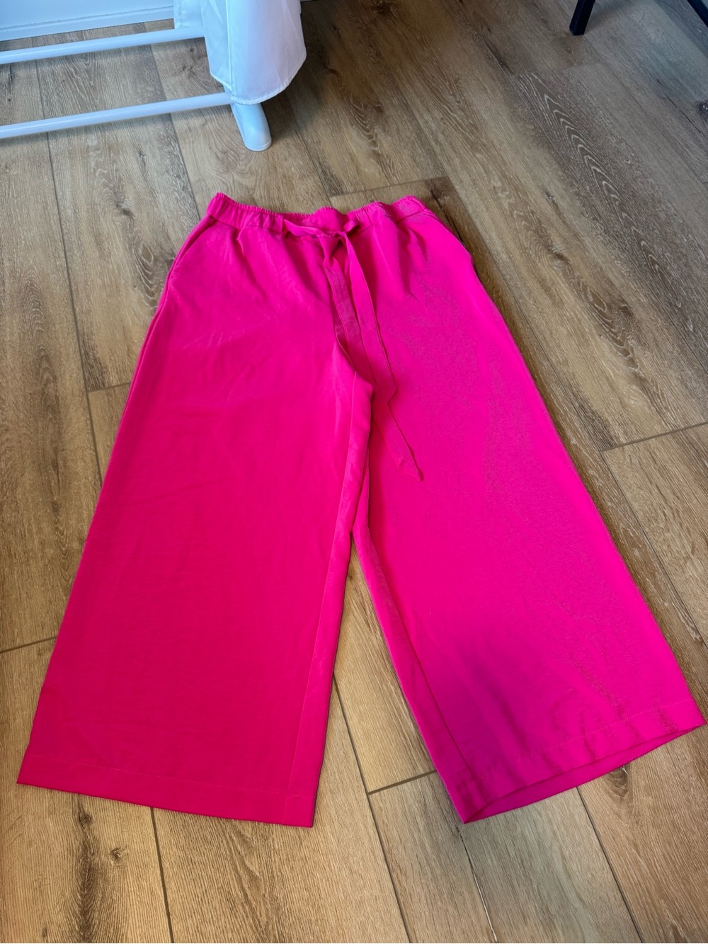 Maison d'Amélie bright fuchsia wide-leg palazzo pants size 10